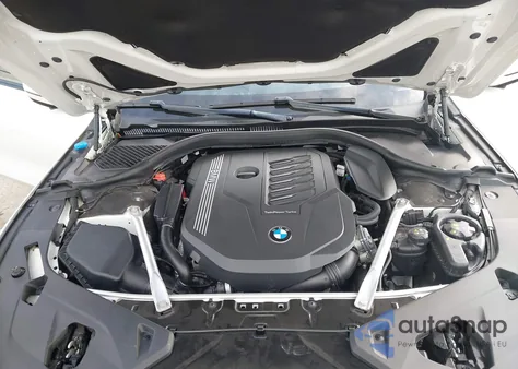 2024 BMW 840I Gran Coupe z USA, uszkodzony, nr VIN WBAGV2C09RCN12341